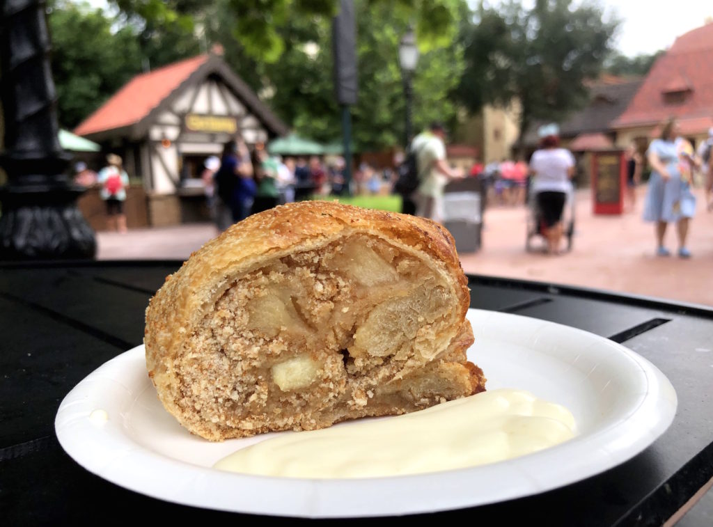 plated apple strudel with vanilla sauce