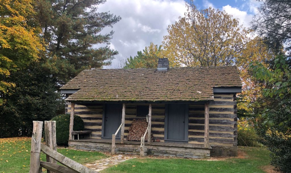 a historical log cabin from the late 1700s at Sinking Spring Cemetery in Abingdon, Virginia