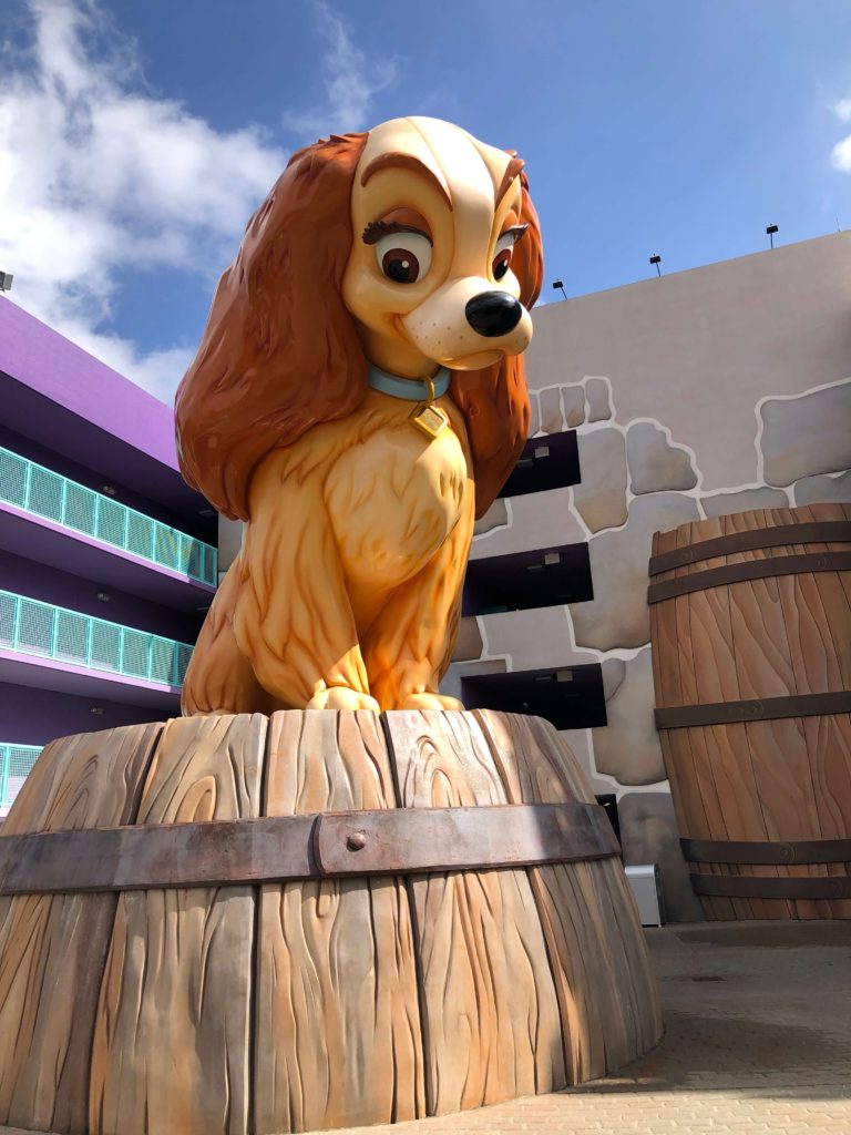 a larger-than-life replica of Lady from Disney's Lady and the Tramp