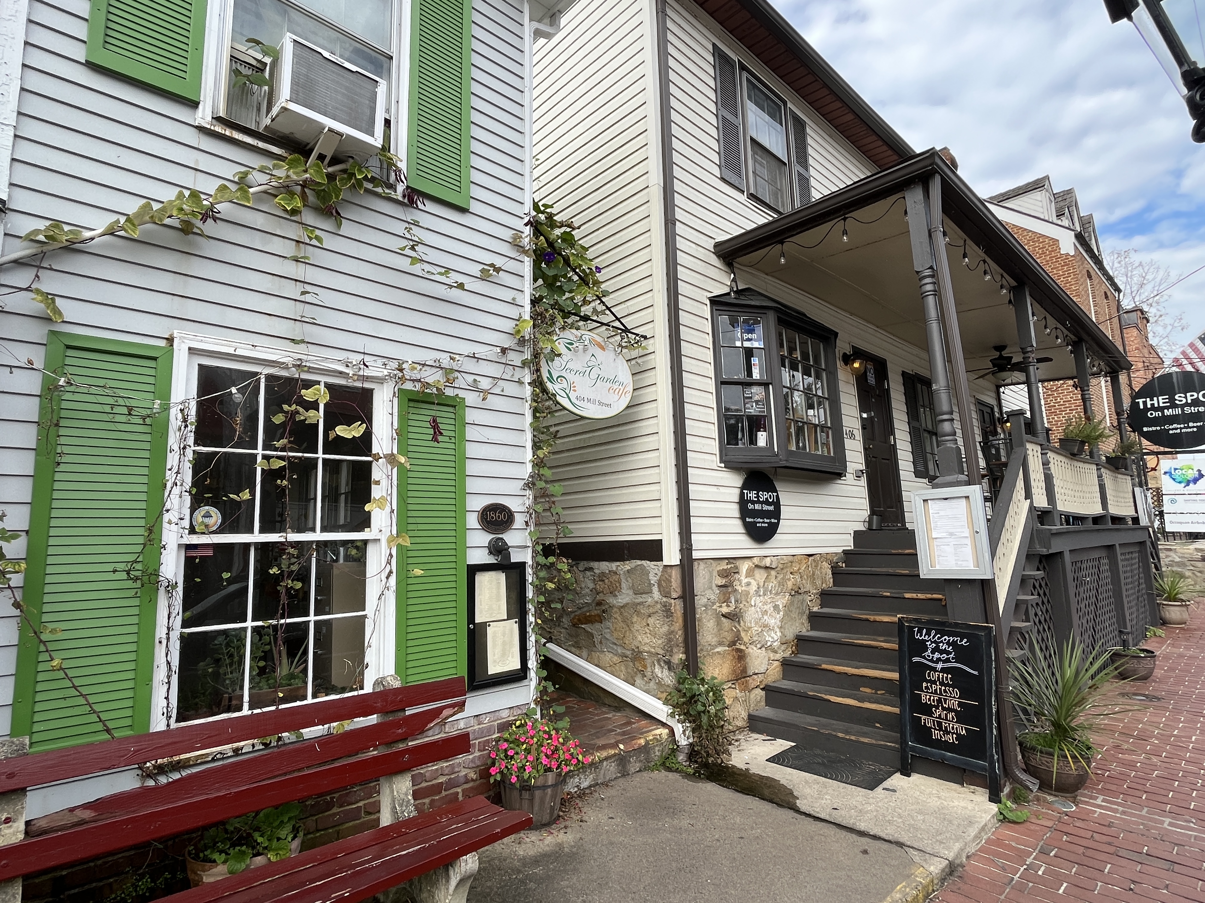 the hidden entrance to The Secret Garden Café