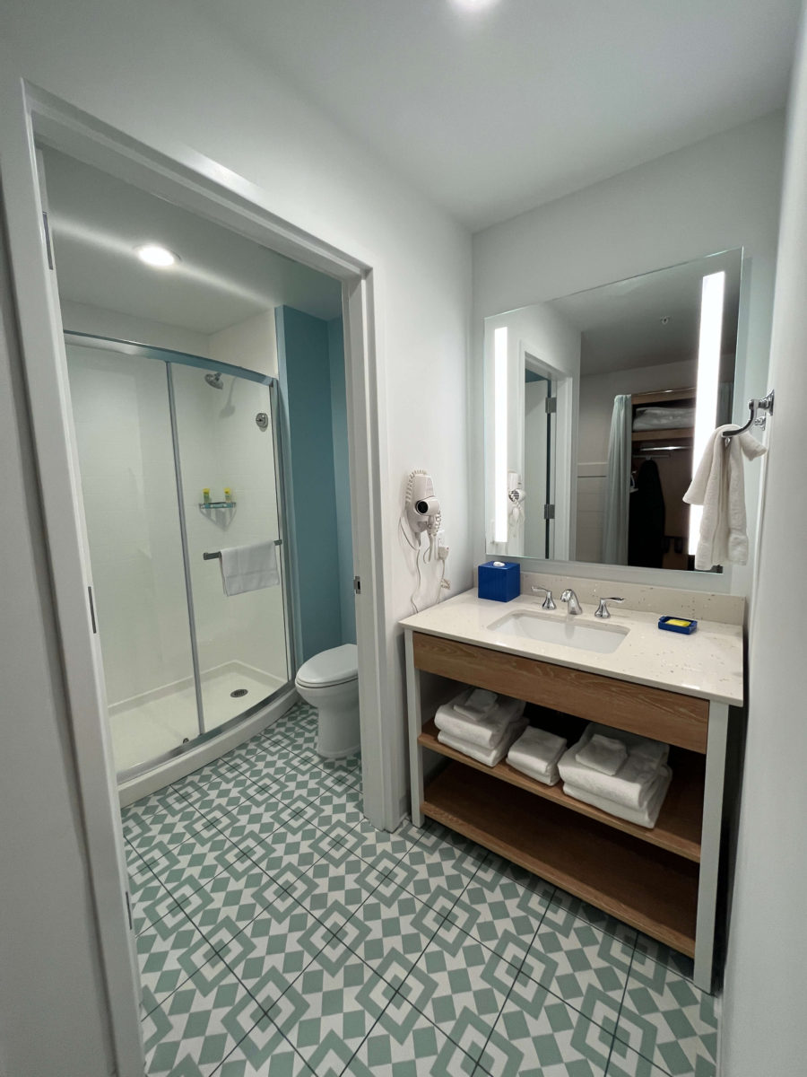a bathroom at Universal Orlando's Endless Summer Resort Dockside Inn & Suites