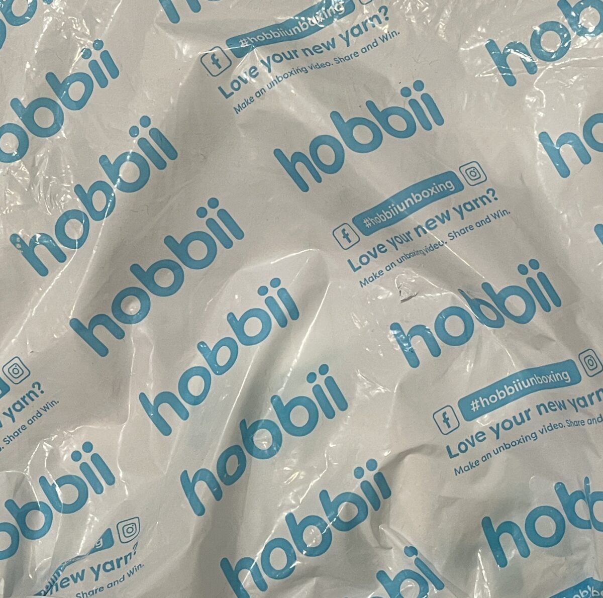 the exterior of the Hobbii Lucky Bag